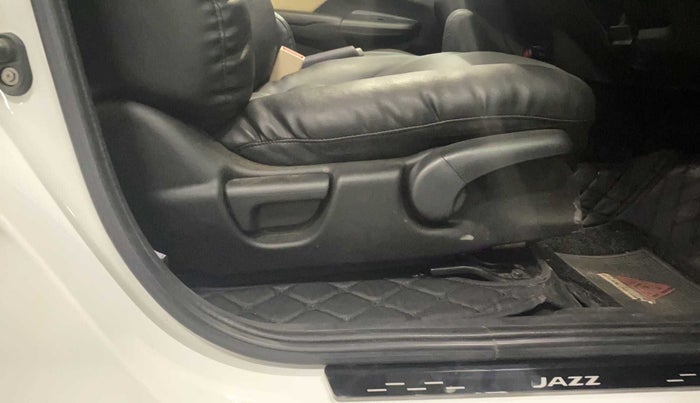 2022 Honda Jazz 1.2L I-VTEC ZX CVT, Petrol, Automatic, 9,424 km, Driver Side Adjustment Panel