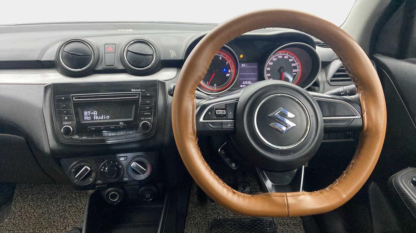 2018 Maruti Swift VXI, Petrol, Manual, 62,633 km, Steering Wheel Close Up