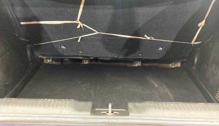 2018 Maruti Swift VXI, Petrol, Manual, 62,633 km, Boot Inside