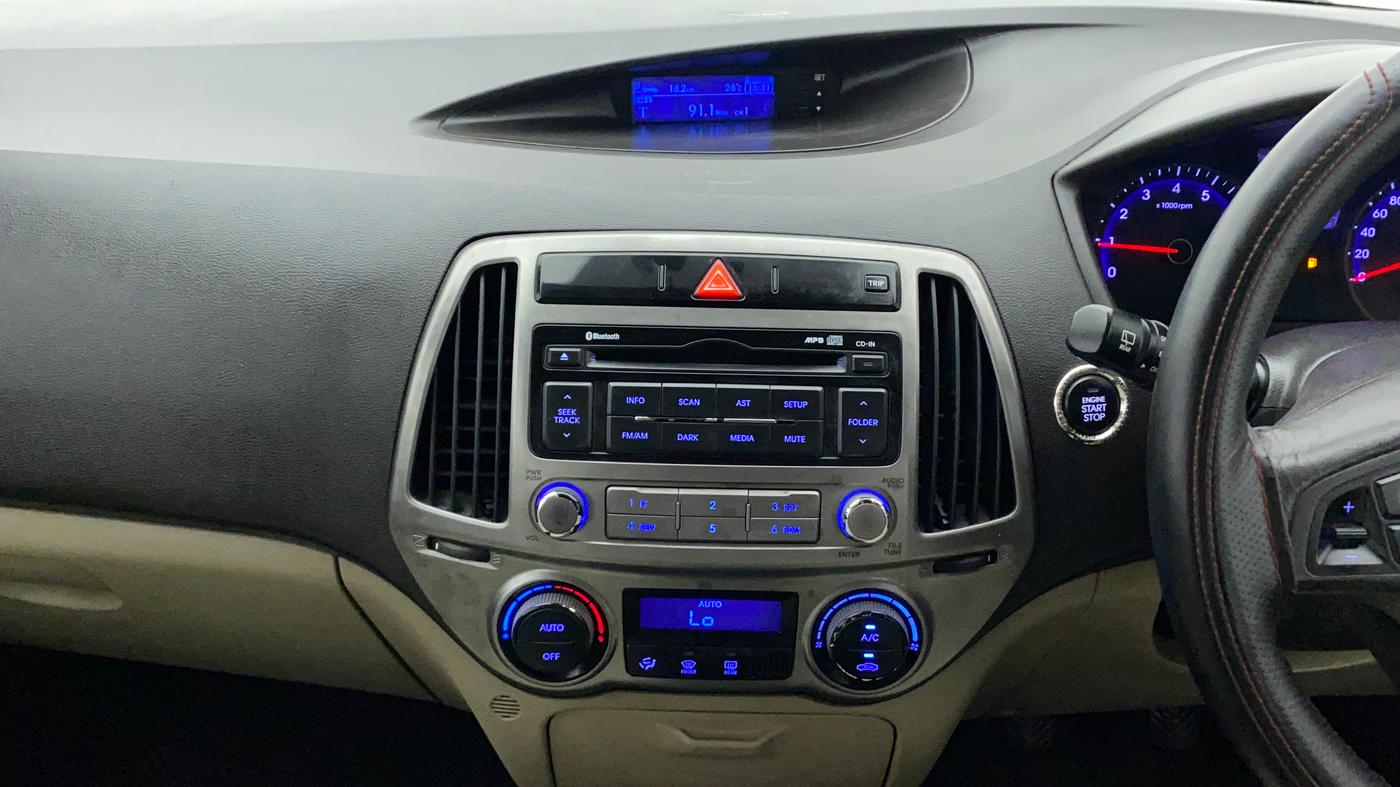2013 Hyundai i20 ASTA 1.2, Petrol, Manual, 97,669 km, Air Conditioner