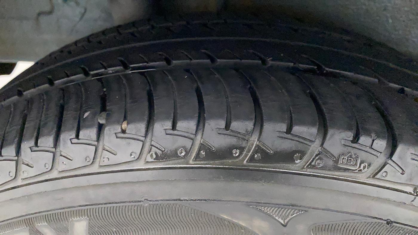 2019 Maruti New Wagon-R ZXI 1.2, Petrol, Manual, 26,439 km, Right Rear Tyre Tread