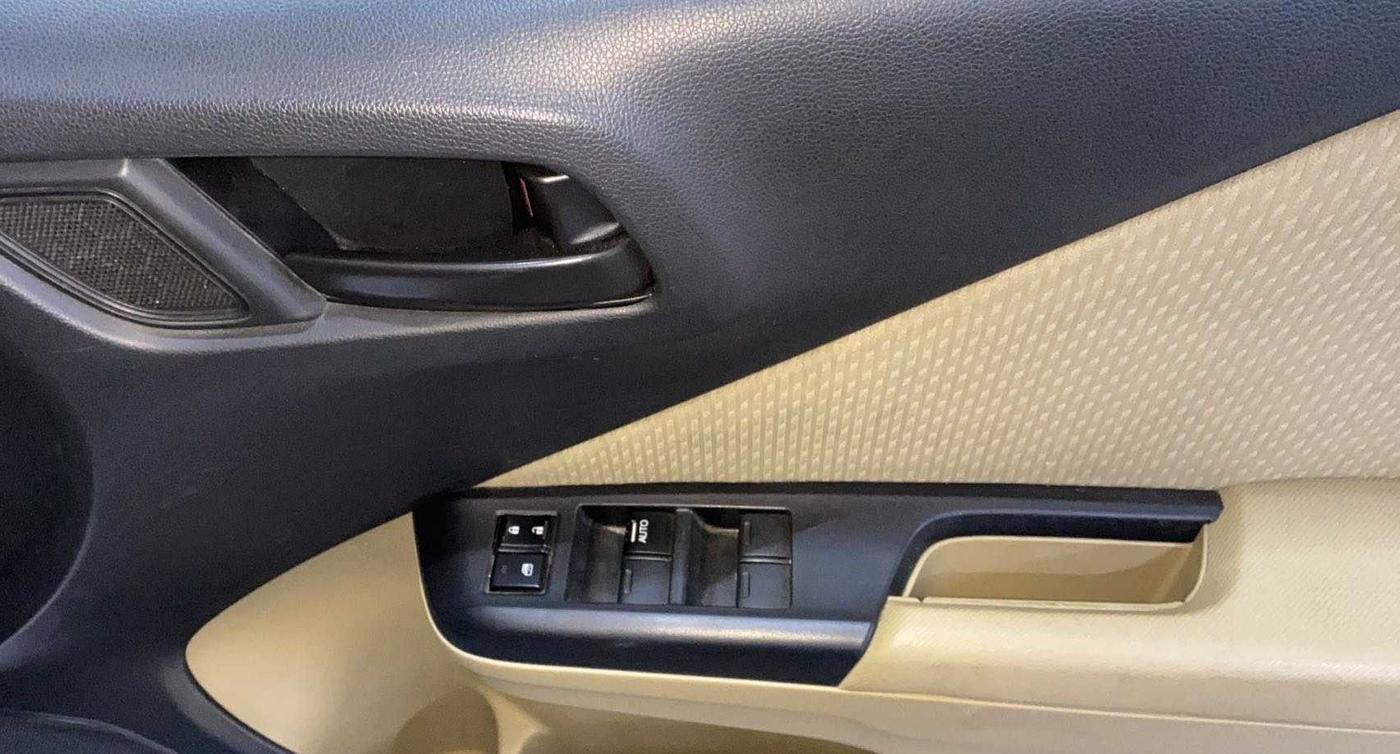 2019 Honda City 1.5L I-DTEC SV, Diesel, Manual, 87,409 km, Driver Side Door Panels Control