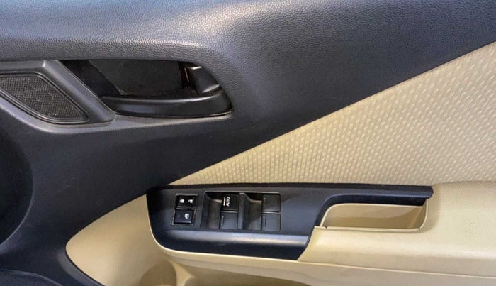 2019 Honda City 1.5L I-DTEC SV, Diesel, Manual, 87,409 km, Driver Side Door Panels Control