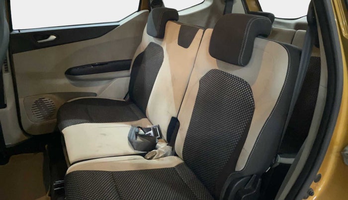 2020 Renault TRIBER RXZ, Petrol, Manual, 58,761 km, Right Side Rear Door Cabin