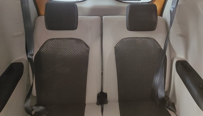 2020 Renault TRIBER RXZ, Petrol, Manual, 58,761 km, Third Seat Row ( optional )