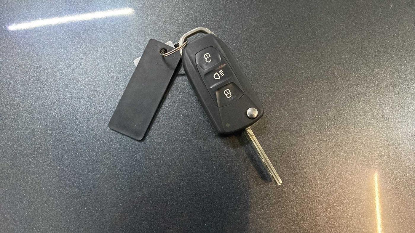 2021 Tata Tiago XTA PETROL, Petrol, Automatic, 5,332 km, Key Close Up