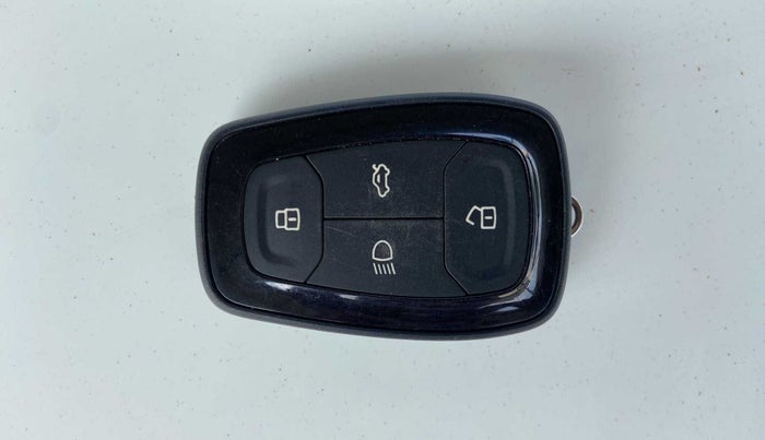 2022 Tata ALTROZ XZ PLUS I-TURBO PETROL, Petrol, Manual, 19,902 km, Key Close Up