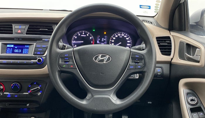 2014 Hyundai Elite i20 MAGNA 1.2, Petrol, Manual, 30,807 km, Steering Wheel Close Up