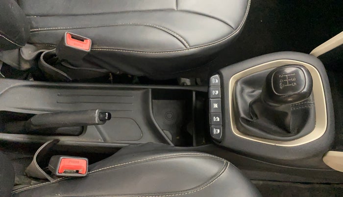 2021 Hyundai NEW SANTRO SPORTZ MT, Petrol, Manual, 98,958 km, Gear Lever