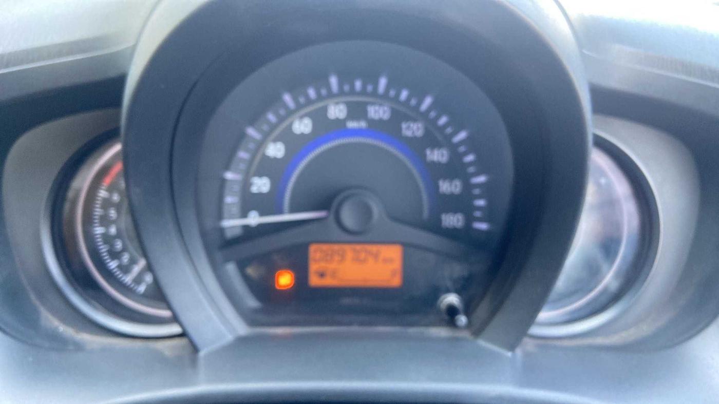 2014 Honda Brio S MT, Petrol, Manual, 89,681 km, Odometer Image