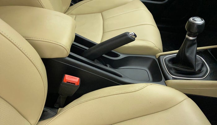 2020 Honda City 1.5L I-VTEC ZX, Petrol, Manual, 29,768 km, Gear Lever