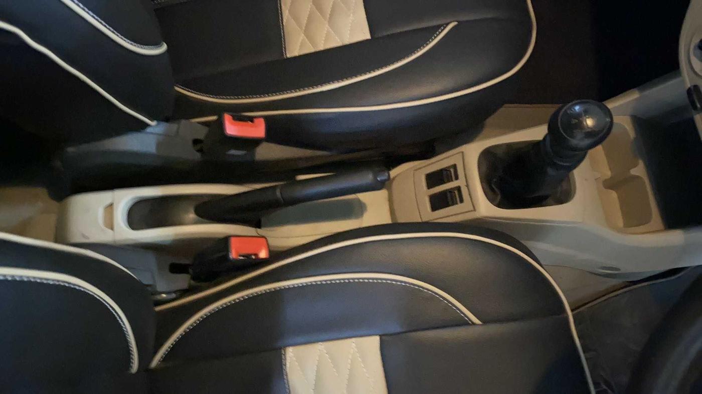 2019 Maruti Alto LXI, Petrol, Manual, 16,190 km, Gear Lever