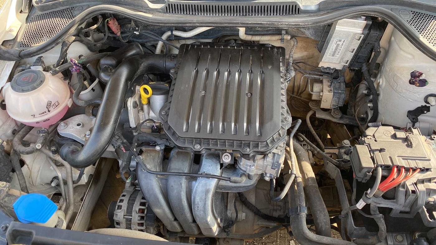 2019 Volkswagen Polo HIGHLINE PLUS 1.0L TSI, Petrol, Manual, 51,487 km, Open Bonet