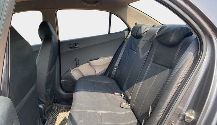 2019 Hyundai Xcent E, Petrol, Manual, 31,483 km, Right Side Rear Door Cabin