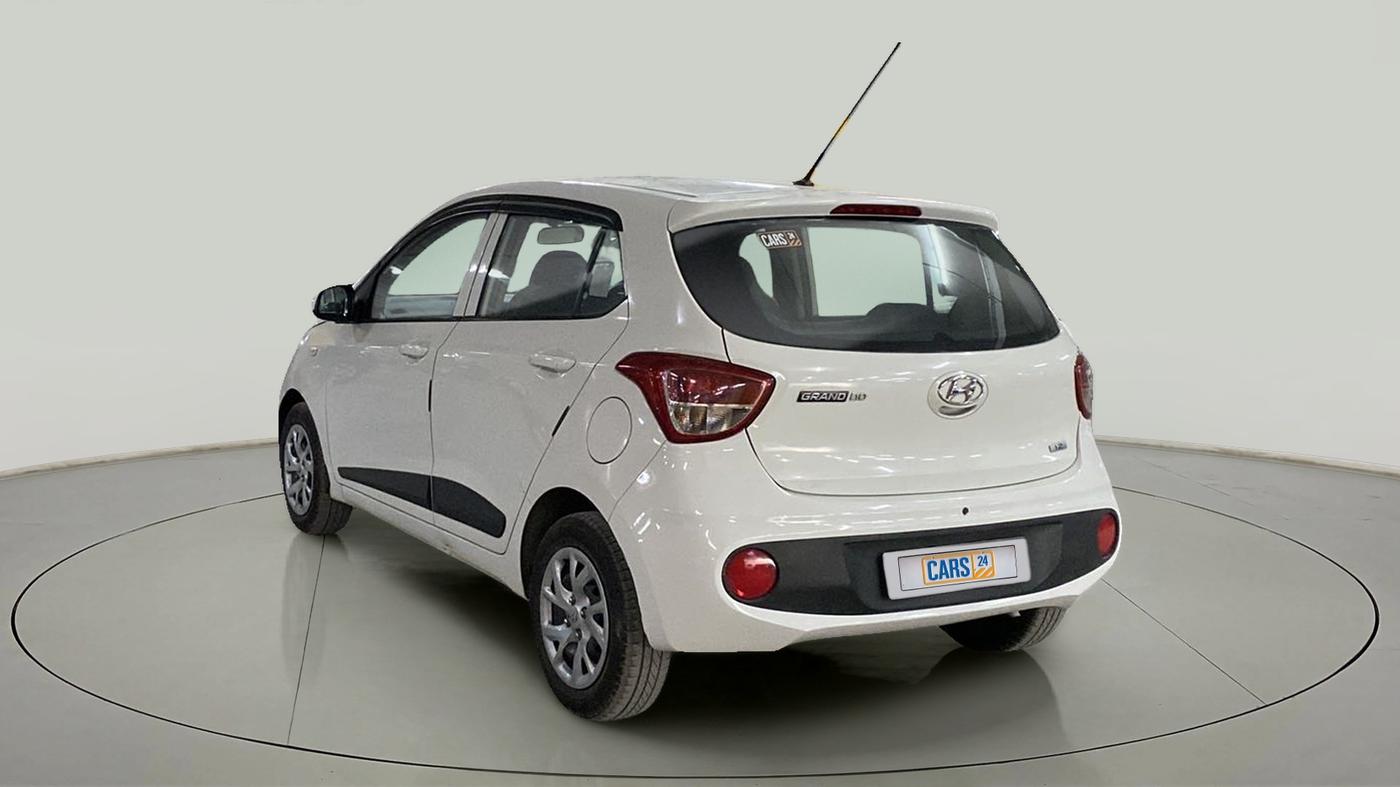 2017 Hyundai Grand i10 MAGNA 1.2 KAPPA VTVT, Petrol, Manual, 61,777 km, Left Back Diagonal