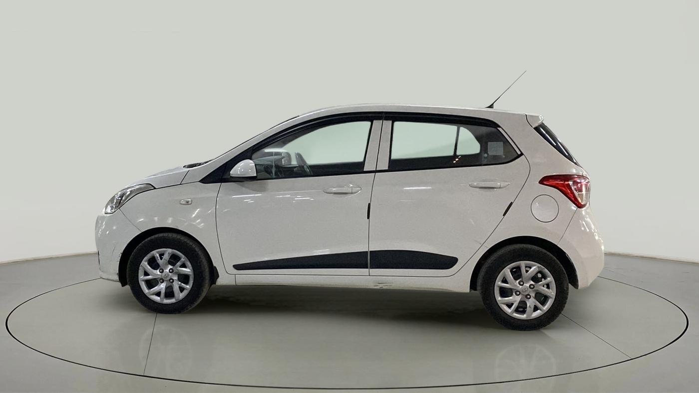 2017 Hyundai Grand i10 MAGNA 1.2 KAPPA VTVT, Petrol, Manual, 61,777 km, Left Side