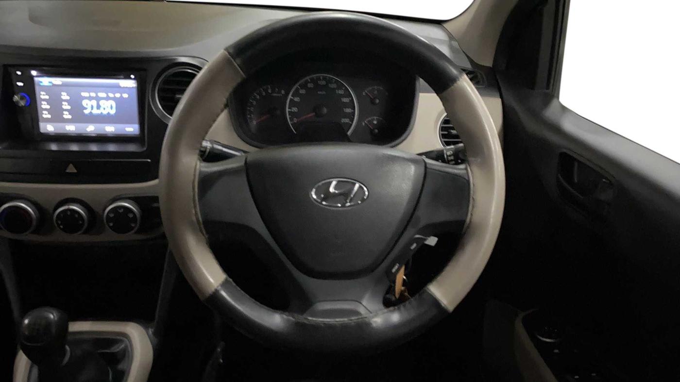 2017 Hyundai Grand i10 MAGNA 1.2 KAPPA VTVT, Petrol, Manual, 61,777 km, Steering Wheel Close Up