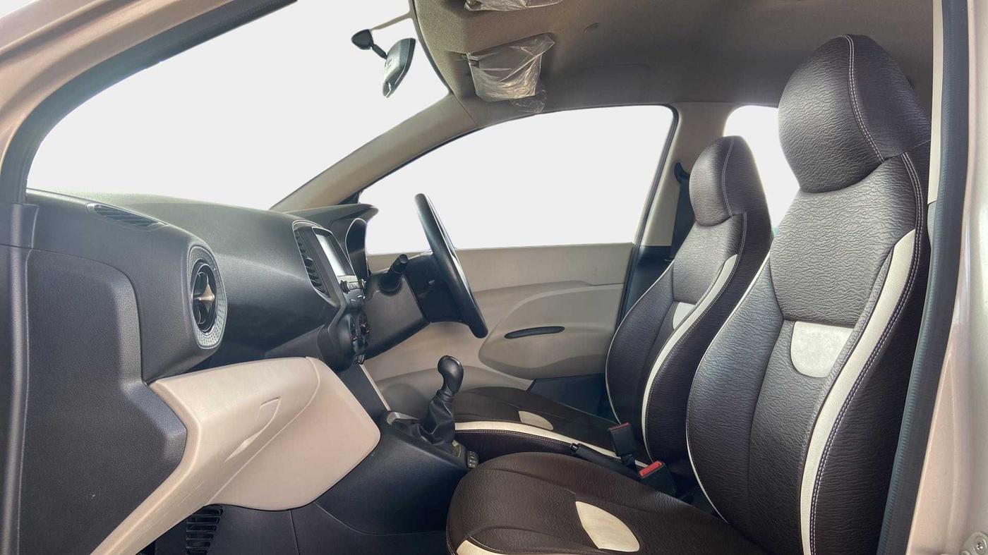 2020 Hyundai NEW SANTRO SPORTZ MT, Petrol, Manual, 13,814 km, Right Side Front Door Cabin