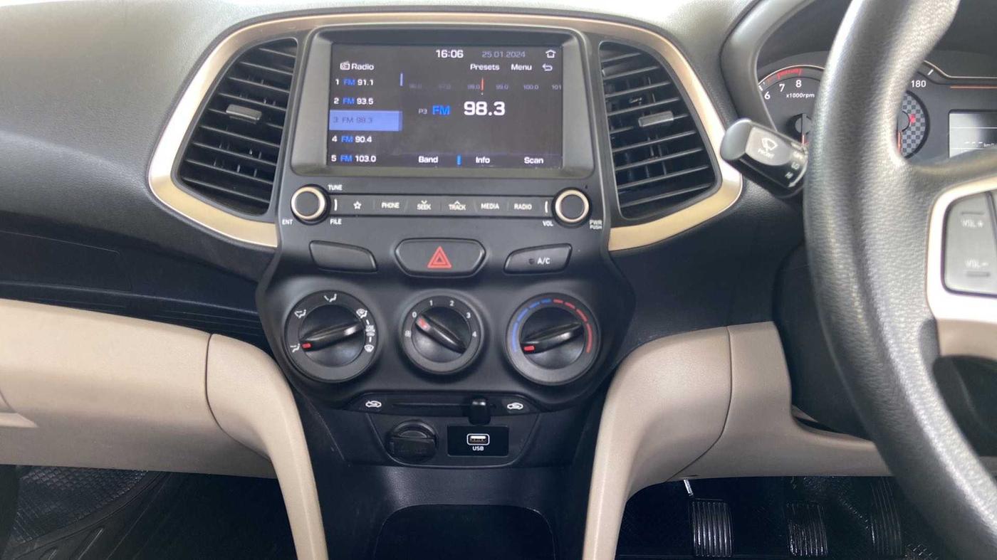 2020 Hyundai NEW SANTRO SPORTZ MT, Petrol, Manual, 13,814 km, Air Conditioner