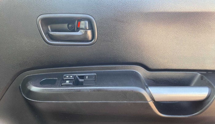 2022 Maruti IGNIS SIGMA 1.2, Petrol, Manual, 12,960 km, Driver Side Door Panels Control