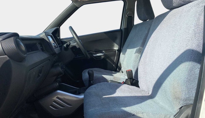 2022 Maruti IGNIS SIGMA 1.2, Petrol, Manual, 12,960 km, Right Side Front Door Cabin