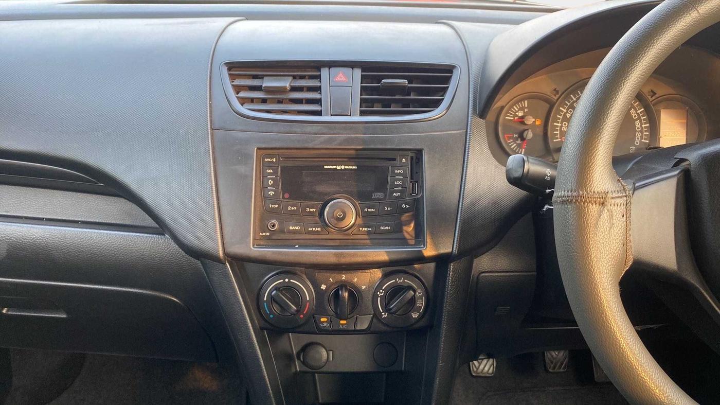 2013 Maruti Swift LXI, Petrol, Manual, 23,526 km, Air Conditioner