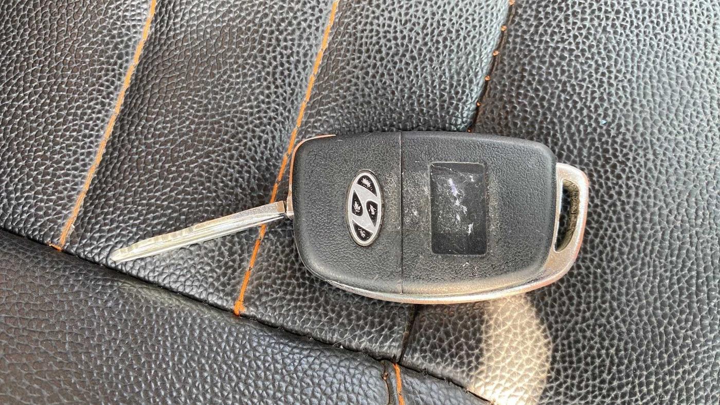 2013 Hyundai i20 MAGNA (O) 1.2, Petrol, Manual, 71,101 km, Key Close Up