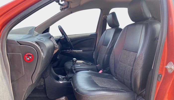 2015 Toyota Etios CROSS 1.4 VD, Diesel, Manual, 81,919 km, Right Side Front Door Cabin