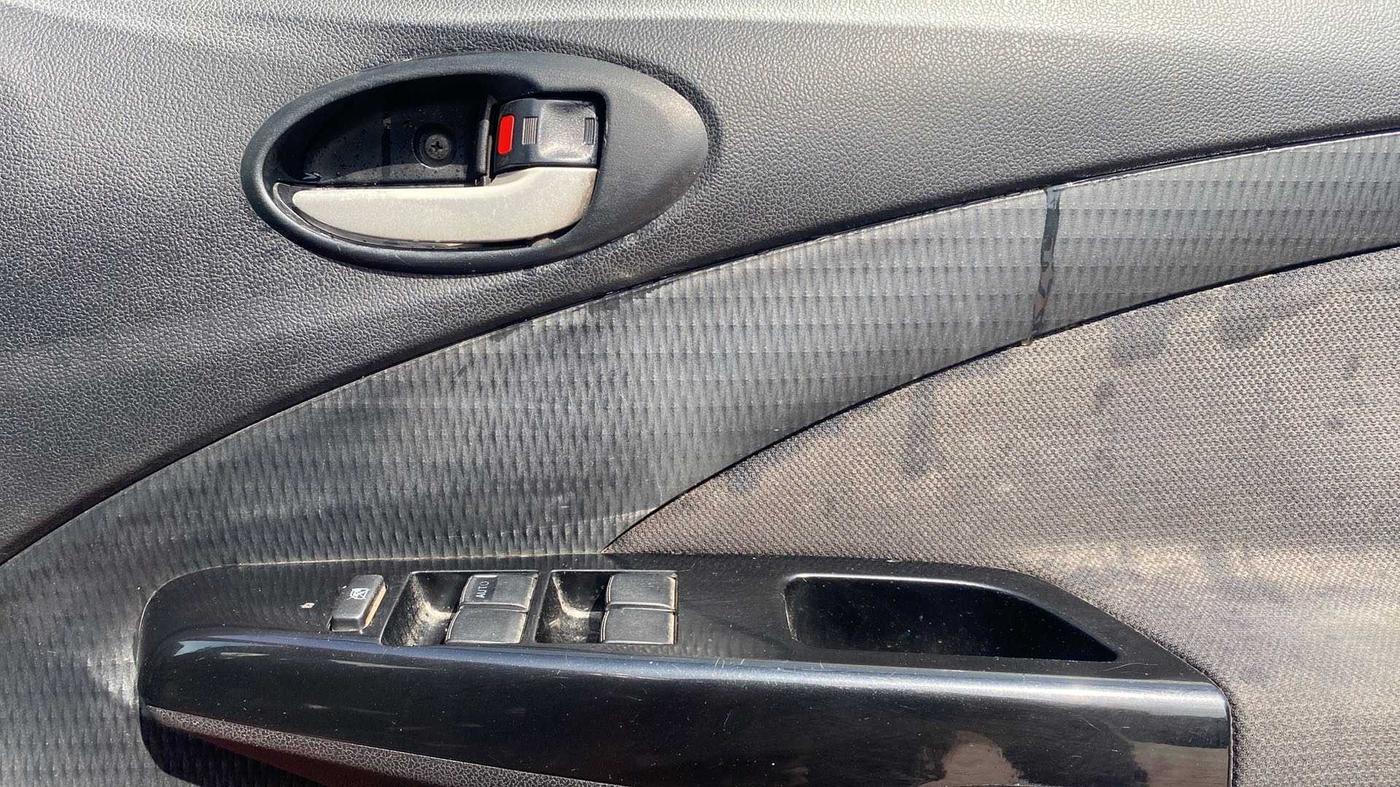 2015 Toyota Etios CROSS 1.4 VD, Diesel, Manual, 81,919 km, Driver Side Door Panels Control