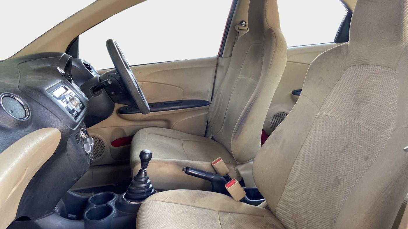 2014 Honda Brio S MT, Petrol, Manual, 63,468 km, Right Side Front Door Cabin