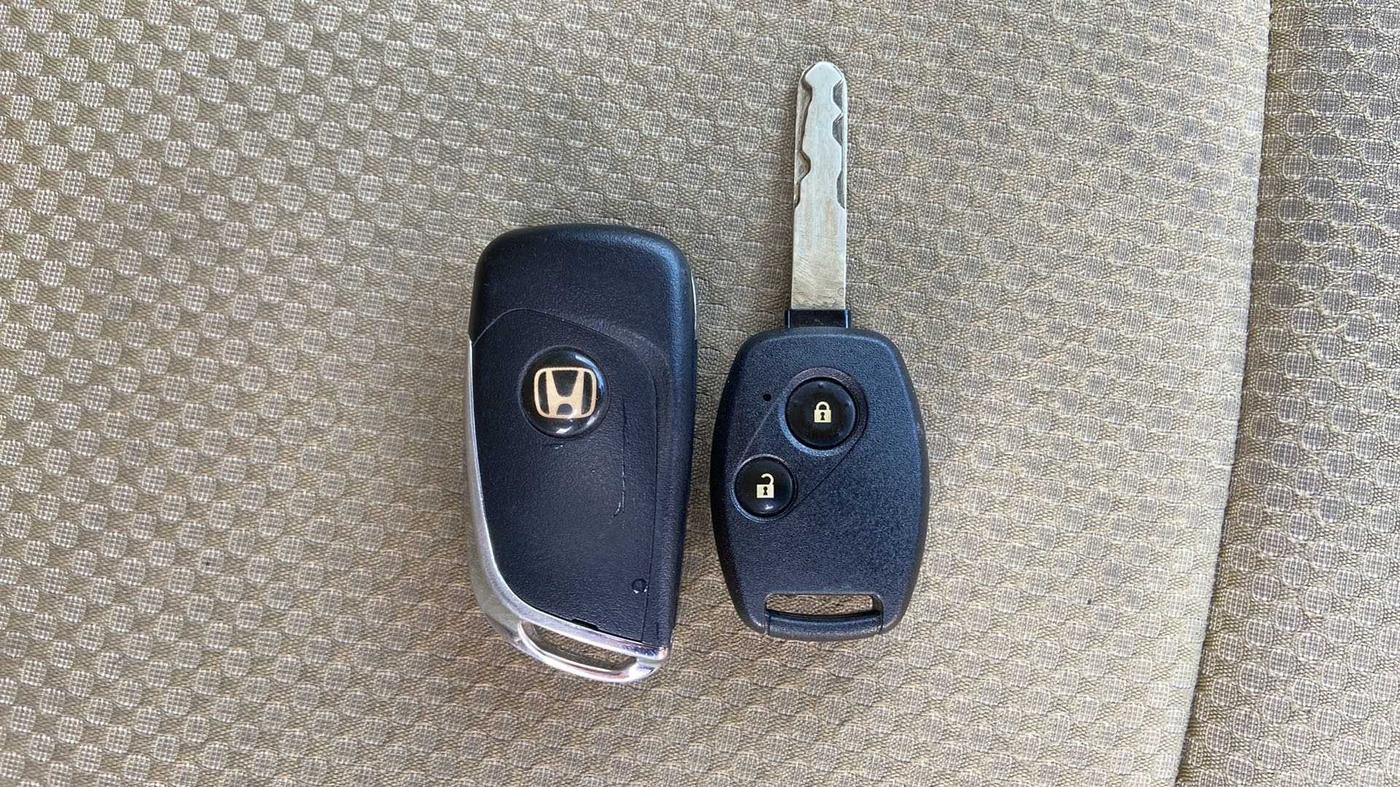 2014 Honda Brio S MT, Petrol, Manual, 63,468 km, Key Close Up