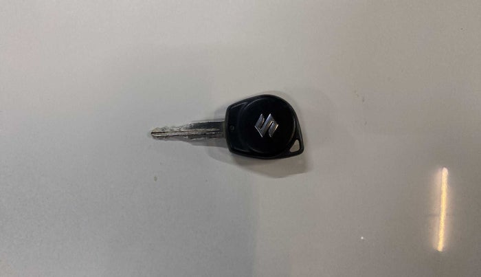2022 Maruti Alto VXI, Petrol, Manual, 27,984 km, Key Close Up