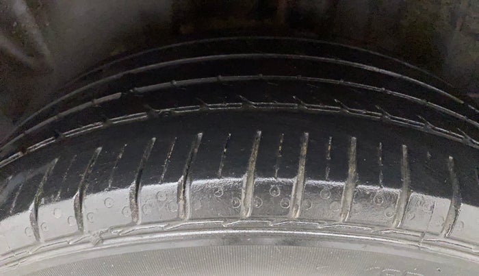 2018 Skoda Rapid STYLE 1.6 MPI AT, Petrol, Automatic, 11,298 km, Left Rear Tyre Tread