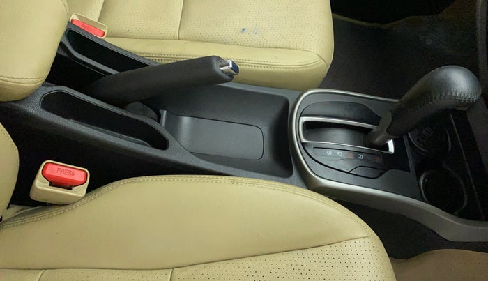 2020 Honda City 1.5L I-VTEC ZX CVT, Petrol, Automatic, 16,067 km, Gear Lever