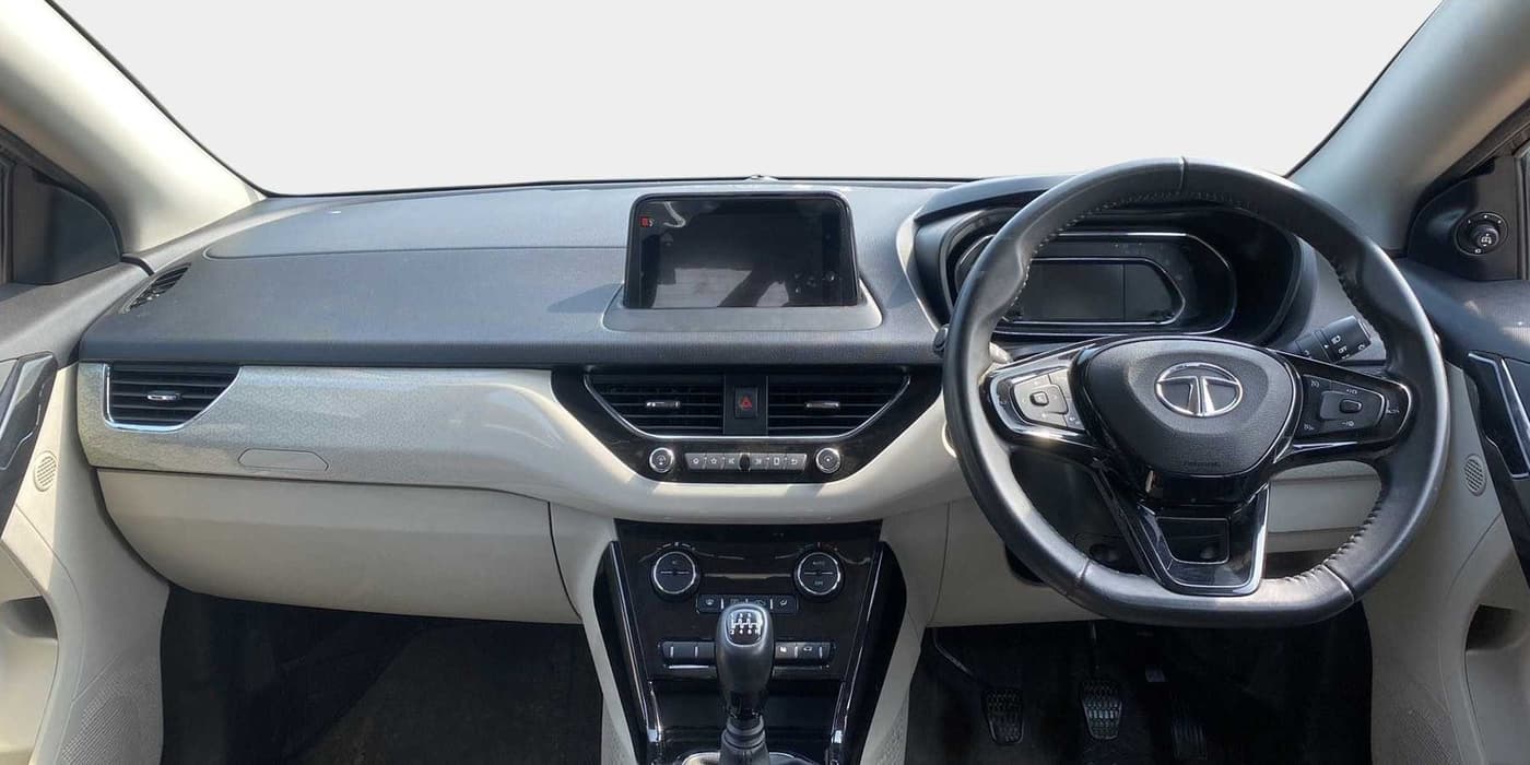 2020 Tata NEXON XZ PLUS (O) PETROL DUAL TONE, Petrol, Manual, 27,058 km, Dashboard