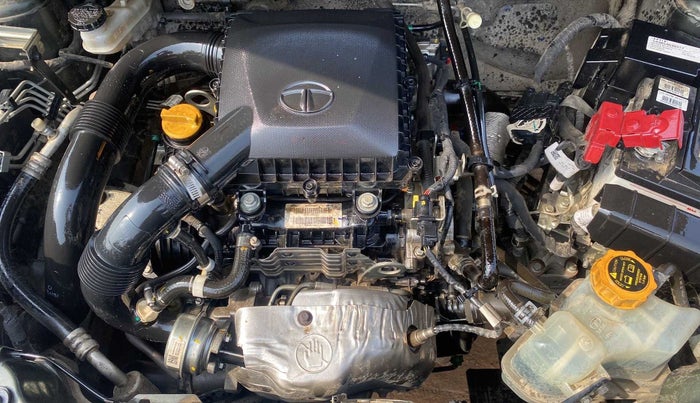 2020 Tata NEXON XZ PLUS (O) PETROL DUAL TONE, Petrol, Manual, 27,058 km, Open Bonet