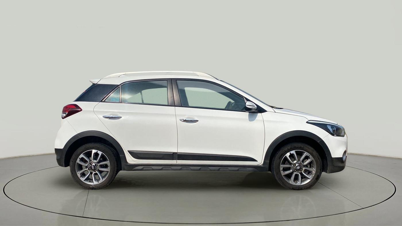 2018 Hyundai i20 Active 1.4 SX, Diesel, Manual, 91,891 km, Right Side View