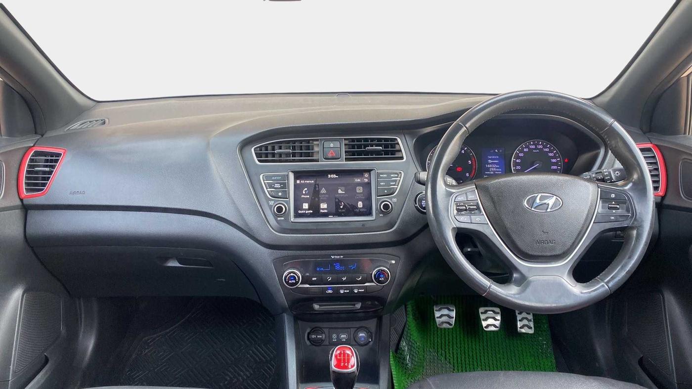 2018 Hyundai i20 Active 1.4 SX, Diesel, Manual, 91,891 km, Dashboard