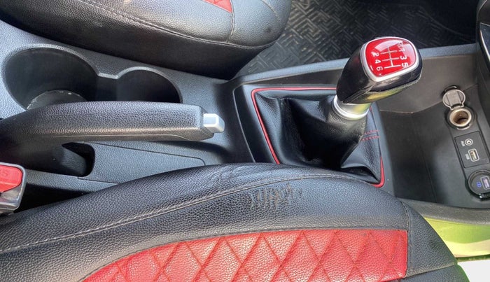 2018 Hyundai i20 Active 1.4 SX, Diesel, Manual, 91,891 km, Gear Lever