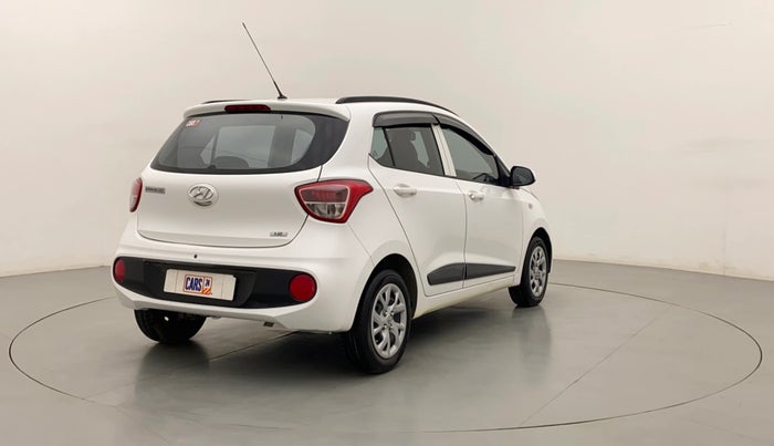 2019 Hyundai Grand i10 MAGNA AT 1.2 KAPPA VTVT, Petrol, Automatic, 41,879 km, Right Back Diagonal