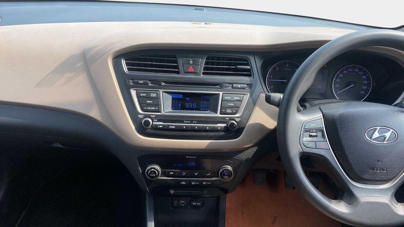 2015 Hyundai Elite i20 SPORTZ 1.4 CRDI, Diesel, Manual, 88,372 km, Air Conditioner