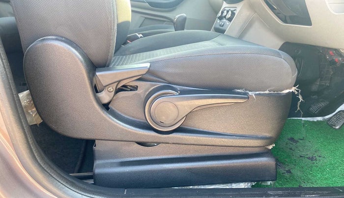 2017 Tata Tiago XZ PETROL, Petrol, Manual, 59,855 km, Driver Side Adjustment Panel