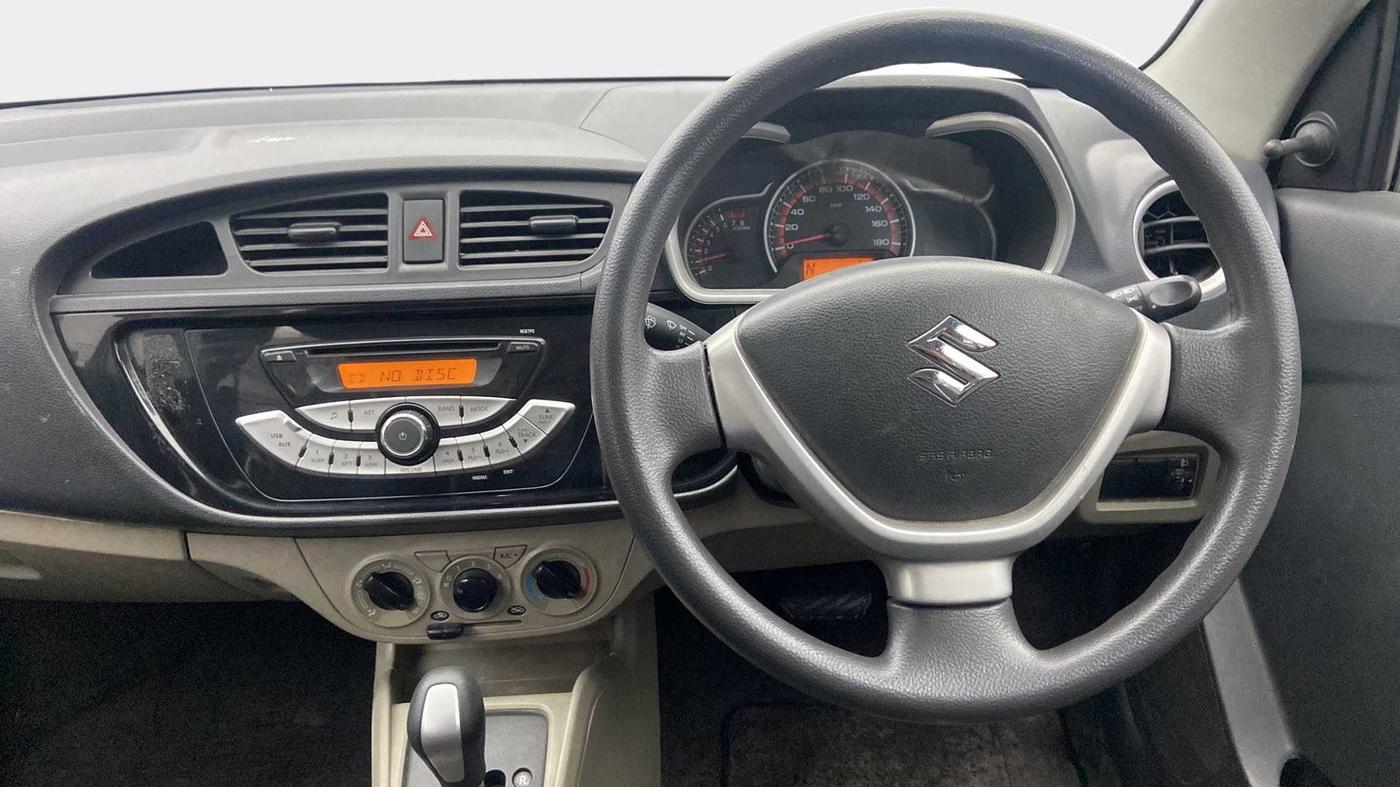 2017 Maruti Alto K10 VXI (O) AMT, Petrol, Automatic, 33,835 km, Steering Wheel Close Up
