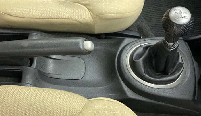 2011 Honda Jazz 1.2L I-VTEC SELECT, CNG, Manual, 97,831 km, Gear Lever