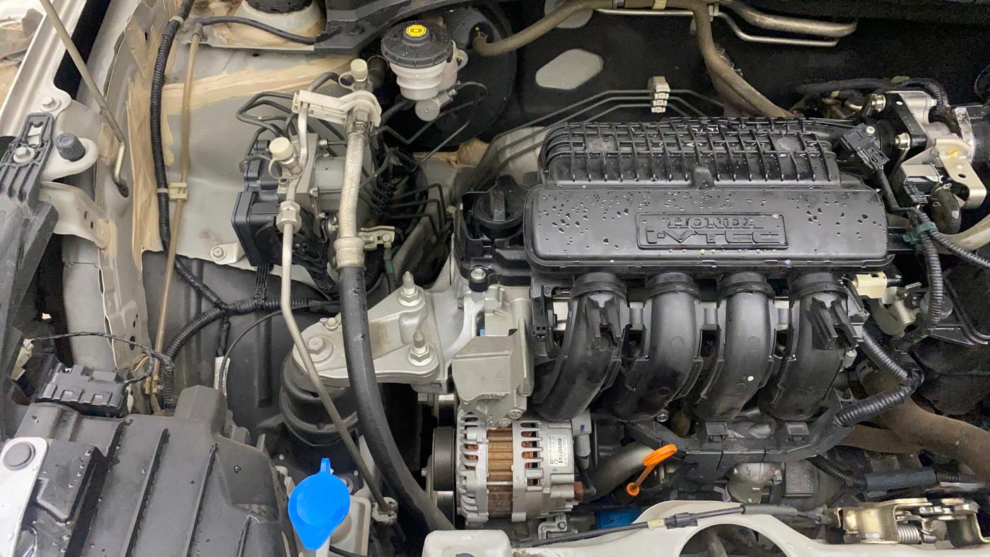 2022 Honda Amaze 1.2L I-VTEC VX CVT, Petrol, Automatic, 40,028 km, Engine View - Right