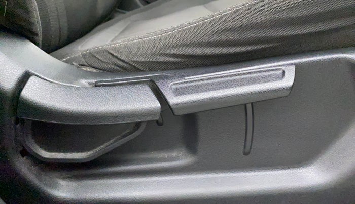 2019 Hyundai VENUE SX PLUS 1.0 TURBO DCT, Petrol, Automatic, 97,504 km, Driver Side Adjustment Panel