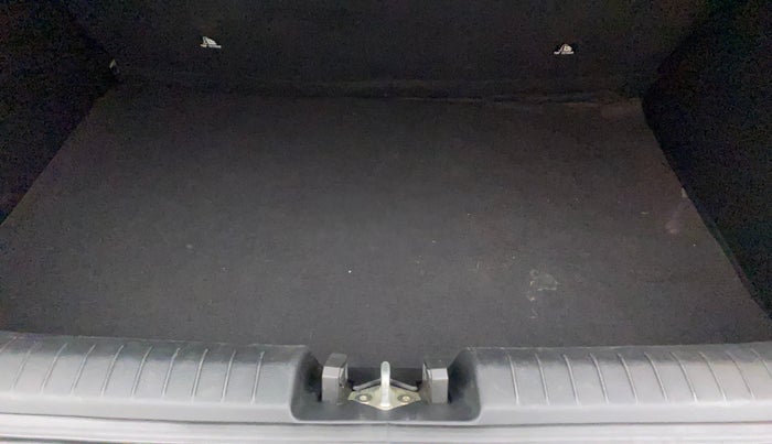 2019 Hyundai VENUE SX PLUS 1.0 TURBO DCT, Petrol, Automatic, 97,504 km, Boot Inside