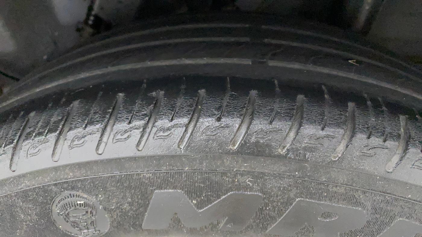 2019 Hyundai VENUE SX PLUS 1.0 TURBO DCT, Petrol, Automatic, 97,504 km, Left Rear Tyre Tread