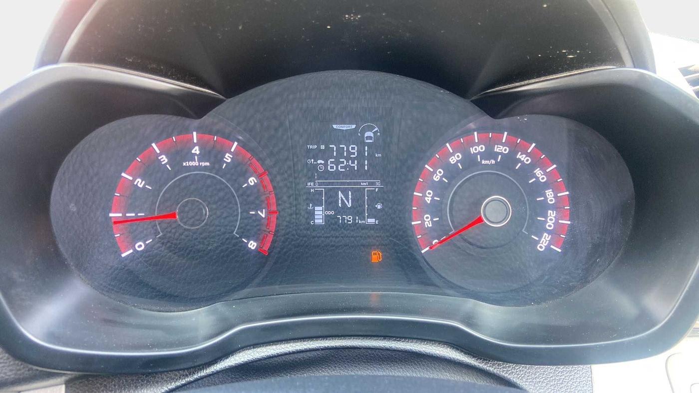 2020 Mahindra XUV300 W6 1.2 PETROL, Petrol, Manual, 7,785 km, Odometer Image