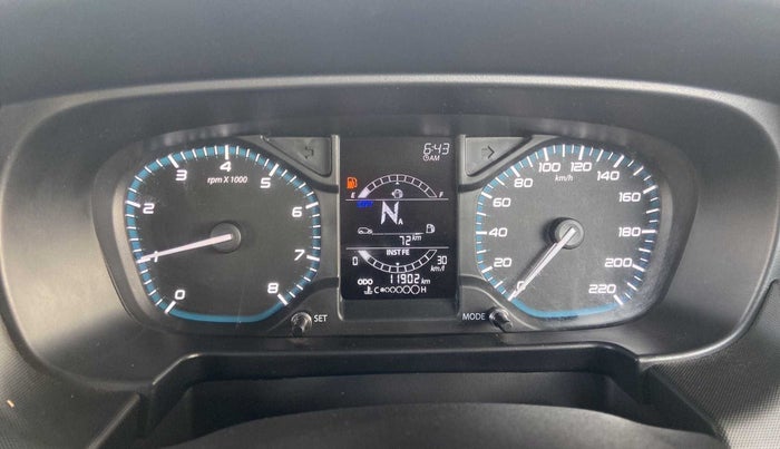 2022 Tata PUNCH ADVENTURE AMT, Petrol, Automatic, 11,890 km, Odometer Image